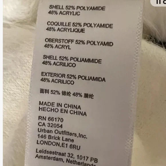 Nwt urban outfitters fuzzy cropped cardigan white L - Picture 10 of 10